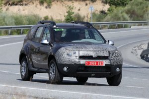 Обновленный Renault/Dacia Duster вновь примерил роль фотомодели